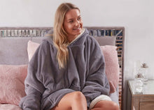 Snuggle Hoodie - Snuggie - Fleece Deken Met Mouwen - Grijs - Tv-deken met mouwen - 113 x 74 cm - Plaid - Warmtedeken - Knuffeldeken