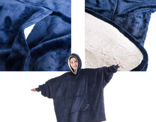 Kuschel-Hoodie – Snuggie – Fleecedecke mit Ärmeln – Blau – TV-Decke mit Ärmeln – 113 x 74 cm – kariert – Wärmedecke – Kuscheldecke 